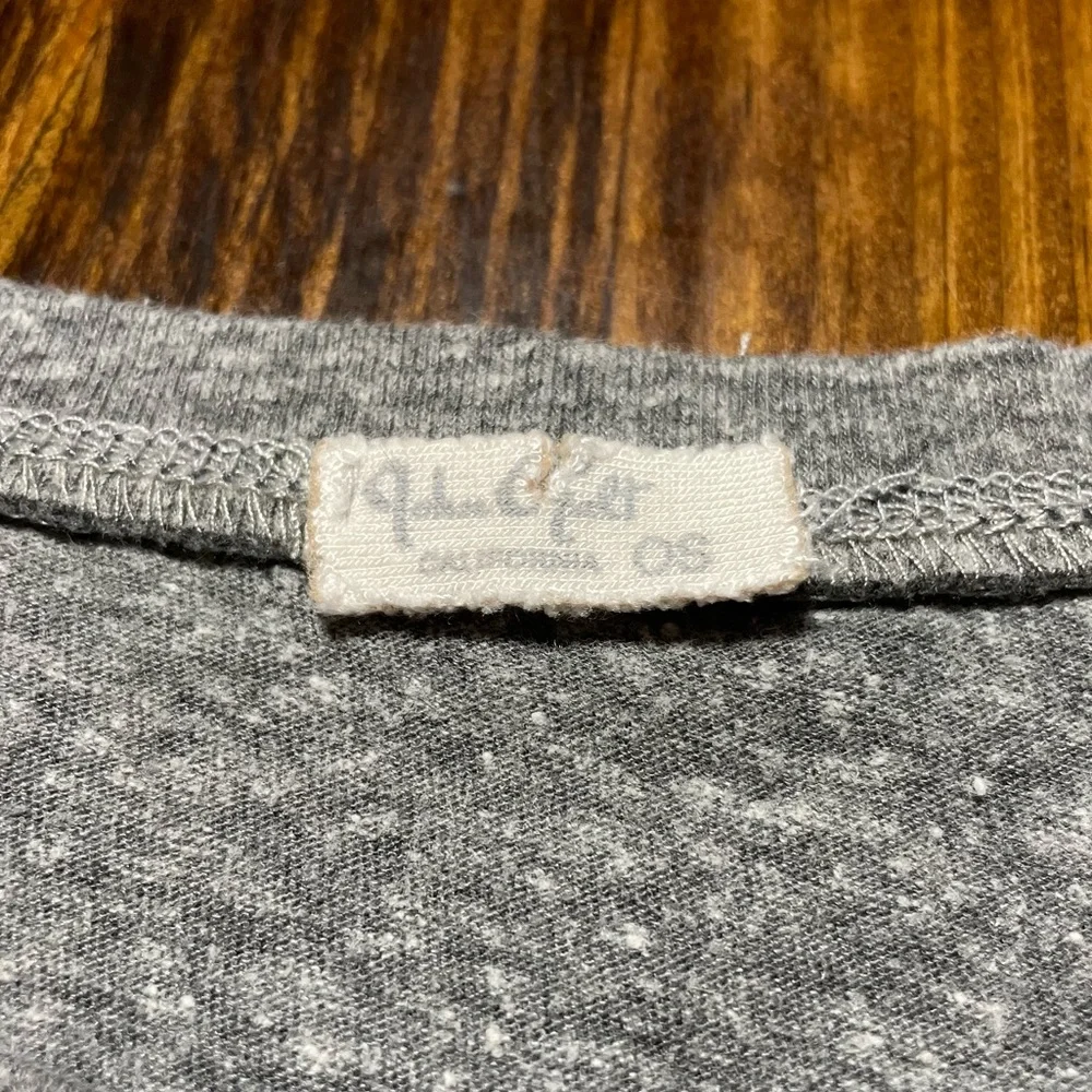 PacSun Girl Power Cropped Tee - Picture 3 of 3